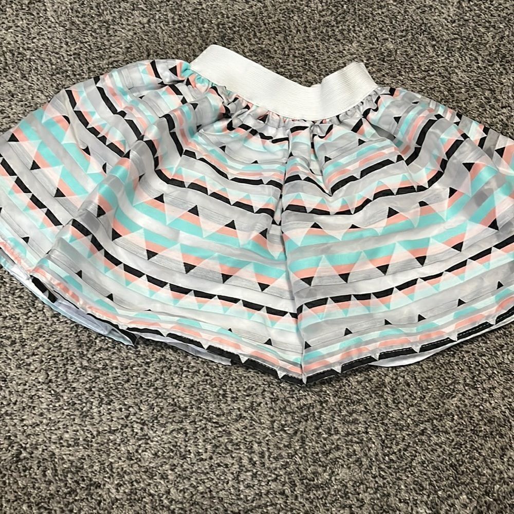 Pippa and Julie Skirt - Organza patterned over white - Size 7